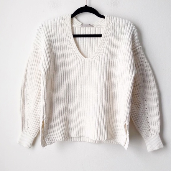 Everlane Sweater - Picture 2 of 5
